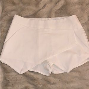 White skort
